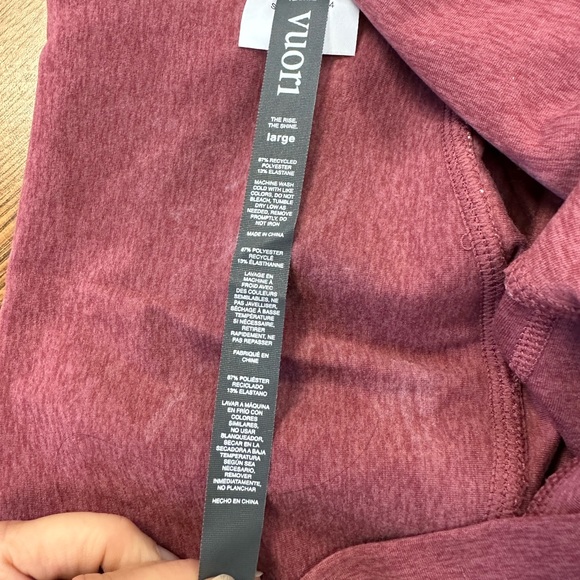 Like New Vuori Rise and Shine Leggings - Picture 3 of 9